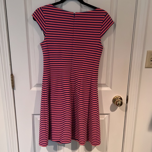 Lilly Pulitzer Dress, size medium - Picture 4 of 6